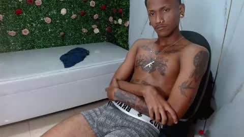 man_san11 online show from December 13, 7:53 pm