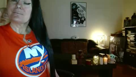 mandaloriangirlsfight online show from February 3, 6:57 pm