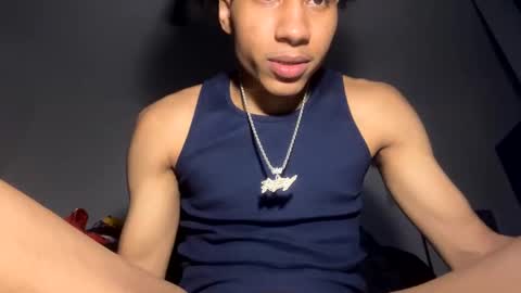 Snapshot of mandingoomann5 chatting on March 11, 3:26 am MandingooMann online show from March 11, 3:26 am