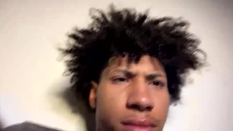 Snapshot of mandingoomann5 chatting on November 14, 8:24 am MandingooMann online show from November 14, 8:24 am