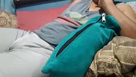 mandrilo7379 online show from October 6, 4:54 am