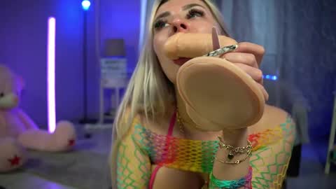Anto Lovense is Active My pleasure is in your hands Private is Open online show from May 22, 7:59 am
