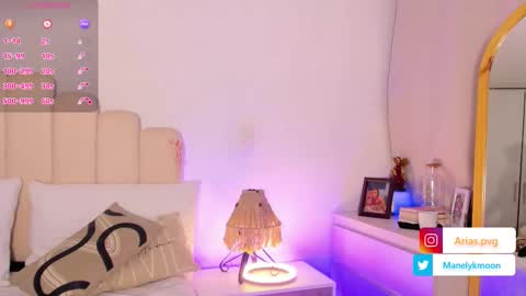 Snapshot of manelyk_10 chatting on November 9, 1:48 am online show from November 9, 1:48 am