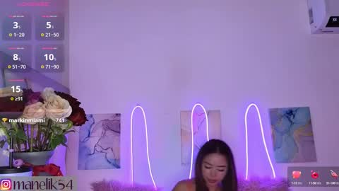 Snapshot of manesummers chatting on February 18, 5:53 am Mane Summers online show from February 18, 5:53 am