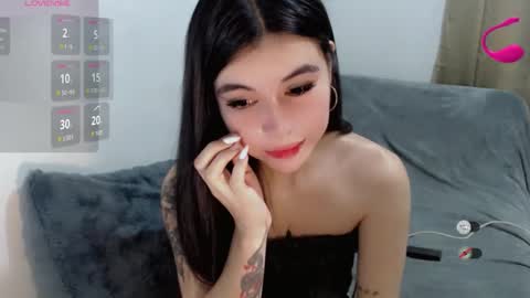 manilynforyou online show from November 13, 8:13 am