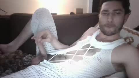 Snapshot of maninhoes chatting on February 23, 5:12 am maninhoes online show from February 23, 5:12 am