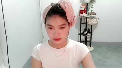 maniniyot69 online show from February 19, 2:57 pm