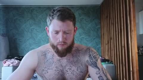 Arthur online show from April 18, 2:21 pm