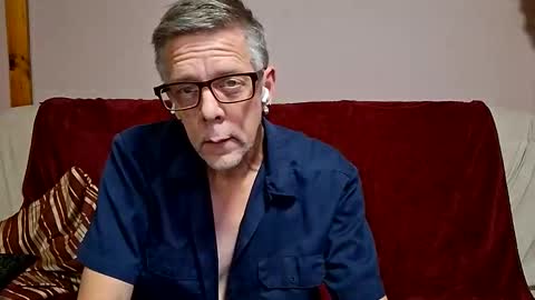 Snapshot of manlymanson chatting on May 31, 2:42 am Dickinabox online show from May 31, 2:42 am