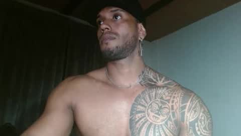 Manolo online show from February 1, 11:14 pm