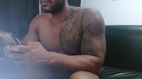 Snapshot of manolofitt chatting on July 9, 4:22 pm Manolo online show from July 9, 4:22 pm
