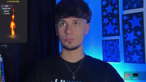  independent model online show from March 17, 3:00 am