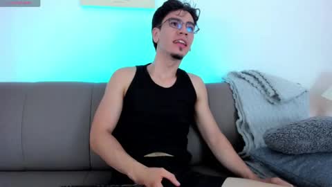 manu online show from April 12, 3:06 pm