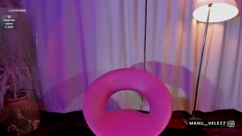 Snapshot of manu_nyx chatting on June 1, 7:43 am manu velezz Help me to get to 100 thumbs ups Tip 25tks Rate me online show from June 1, 7:43 am