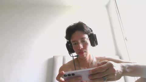 Manuel online show from March 29, 7:58 pm