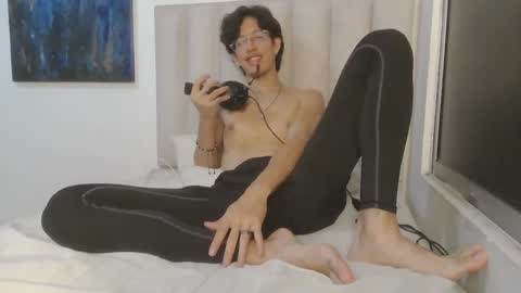 Snapshot of manu_vera8 chatting on June 3, 12:13 am Manuel online show from June 3, 12:13 am