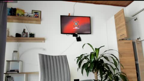 manucute 23  online show from March 29, 3:12 pm