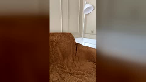 Manuel online show from May 11, 1:06 pm