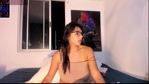 manuela_jaramillo online show from October 26, 3:56 am