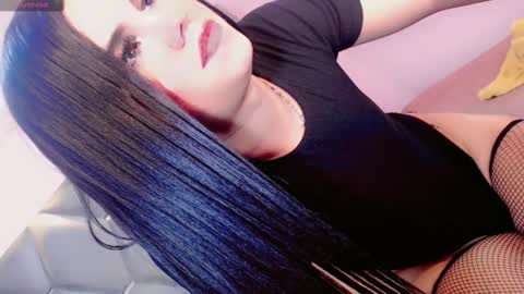 Snapshot of manuela_kingsley chatting on December 26, 2:27 pm Manuela Kingsley online show from December 26, 2:27 pm