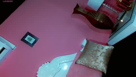 Snapshot of manuela_kingsley chatting on February 3, 11:31 am Manuela Kingsley online show from February 3, 11:31 am