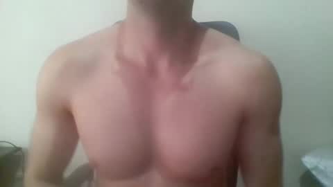 Snapshot of manuelcadavid18 chatting on April 28, 9:53 pm manuelcadavid18 online show from April 28, 9:53 pm