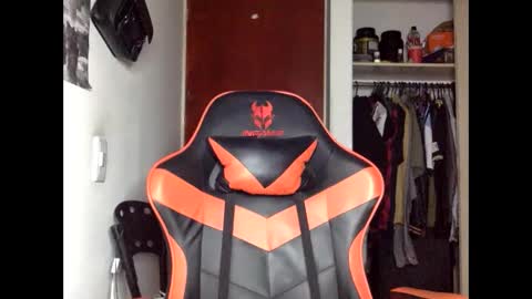 Snapshot of manuelle_francesco chatting on October 9, 5:05 am Manu online show from October 9, 5:05 am