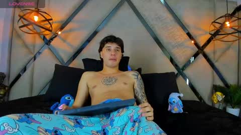 Manuel online show from March 22, 4:32 pm