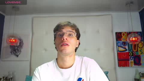 Manuel online show from March 27, 4:40 am