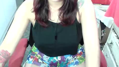 Manu Escarlate online show from March 26, 2:39 am