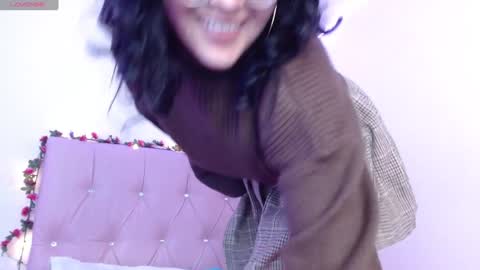 Manu  online show from January 1, 7:30 am