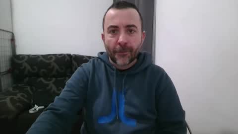 manuserita online show from April 3, 5:55 pm