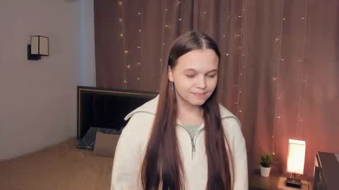 Snapshot of maoserbus chatting on November 5, 9:20 am Glowworm online show from November 5, 9:20 am