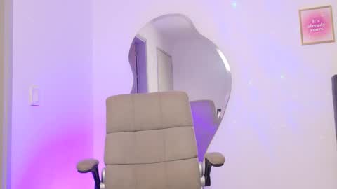     online show from March 6, 2:09 am