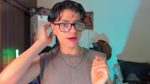 mar_alexis online show from December 19, 1:01 am