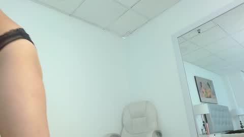   online show from December 21, 8:10 pm