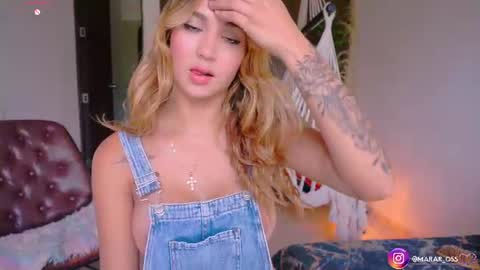 Mara Independent Model online show from June 18, 3:49 pm
