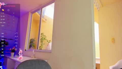 MARA  online show from December 4, 12:36 pm