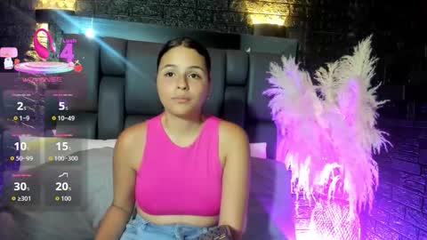 Snapshot of maraa_rivera chatting on November 7, 7:25 pm maraa_rivera online show from November 7, 7:25 pm