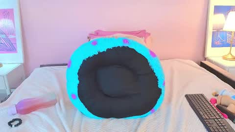 Snapshot of marafox69 chatting on February 13, 7:56 am MARAFOX69 online show from February 13, 7:56 am