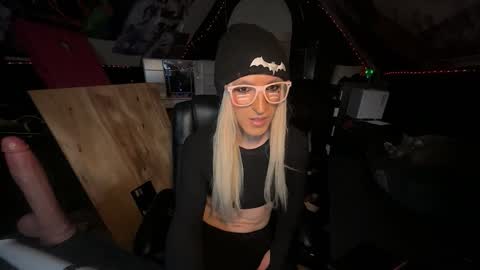 mara jade online show from October 25, 9:06 am