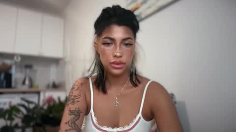 Marakuia online show from October 23, 5:51 am