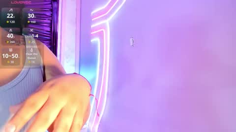 maralinette22 online show from October 6, 10:34 am