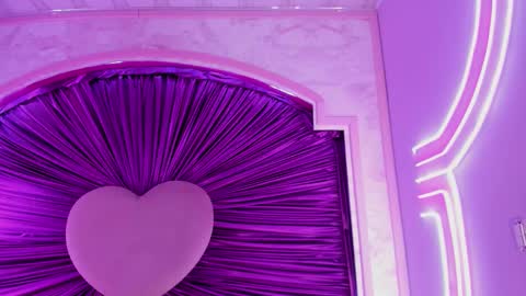 maralinette22 online show from October 12, 10:25 am