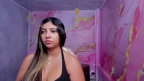 Snapshot of maraluna_ chatting on June 18, 11:36 am Maraluna online show from June 18, 11:36 am