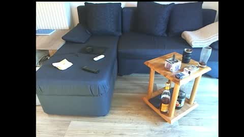 Snapshot of maraoles2 chatting on November 16, 8:31 am Maraoles online show from November 16, 8:31 am