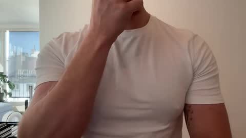 marcb212 online show from March 3, 10:28 am