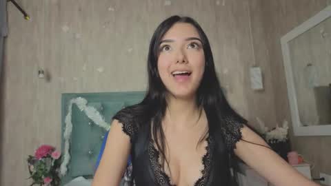 Marcela online show from December 5, 8:27 pm