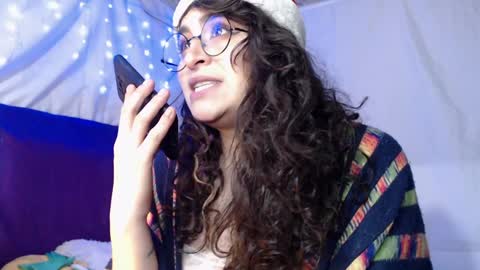 Snapshot of marceline_uu chatting on December 7, 7:54 pm M A R C I online show from December 7, 7:54 pm