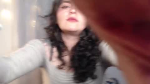 Snapshot of marceline_uu chatting on January 24, 1:35 am M A R C I online show from January 24, 1:35 am